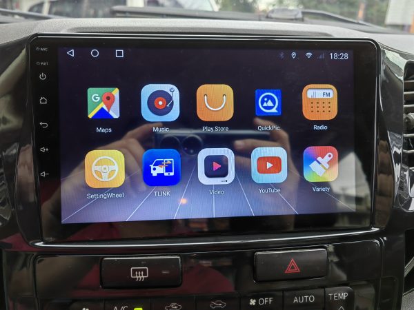 TOYOTA FORTUNER 2012 - Image 2